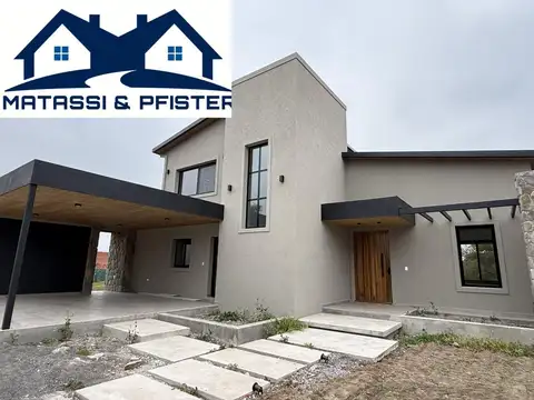 Casa en Venta en San Lorenzo Chico, USD 420.000