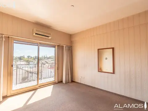 Departamento en Venta en Villa Sarmiento, USD 90.000