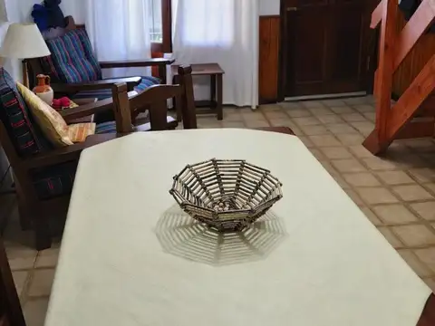 Depto Tipo Casa en Venta de 4 ambientes