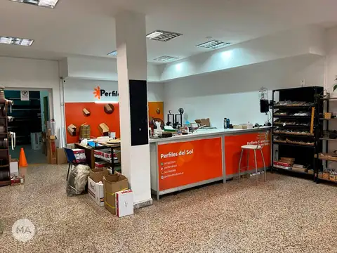 Local en Alquiler en Barrio España y Hospitales, $ 990.000
