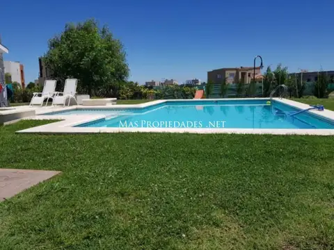Alquiler Casa en Cruz del Sur 5 Dormitorios Canning