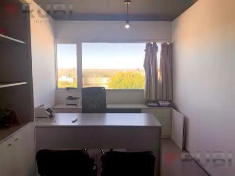 OFICINA EN ALQUILER AMOBLADA