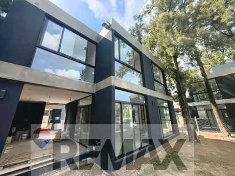 CASA 2 VENTA OPORTUNIDAD MORENO INGRESO + CUOTAS