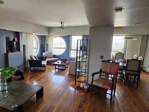 Departamento en Venta de 4 dormitorios