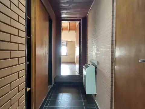 Casa en Venta con 4 cocheras