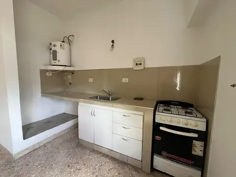 Depto Tipo Casa 3 ambientes con 1 baño