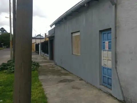 Casa 6 ambientes con 4 baños