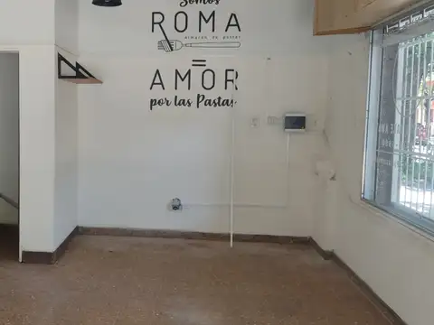 Local en Alquiler Via Púb.