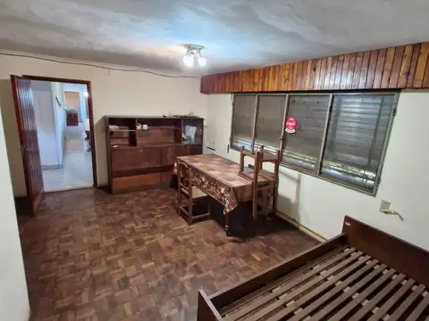 Venta Galpón con departamentos y oficina Santa Fe -  OPORTUNIDAD