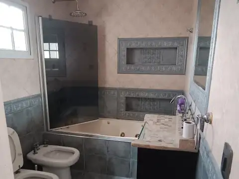 Depto Tipo Casa en Alquiler al Este