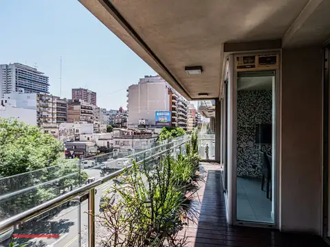 Departamento en Venta con 2 cocheras