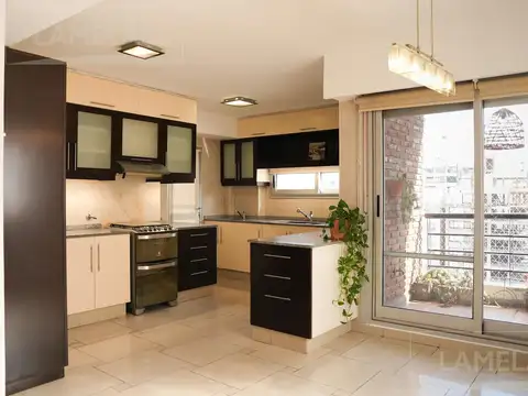 Venta departamento piso exclusivo 3 dormitorios - Italia y Brown