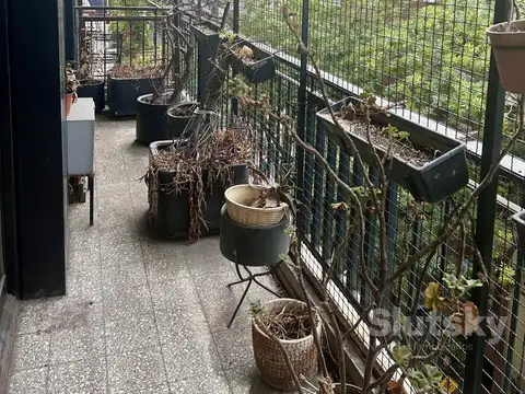 Departamento en Venta - 4 ambientes con cochera y baulera