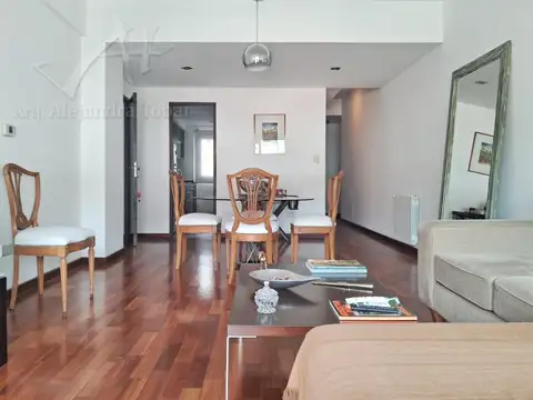 Amplio Departamento Amoblado de 2 Dormitorios