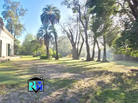 Acceso A Puerto Yeruá 2500