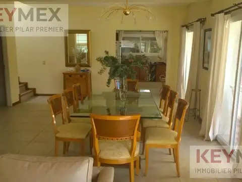 Casa en Venta al Oeste