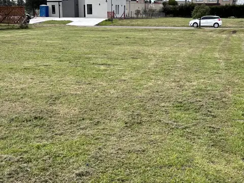 LOTE INTERNO EN CLUB DE CAMPO CRUZ DEL SUR - 800M2