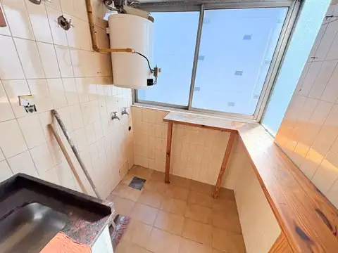 Departamento en Alquiler en Chacarita, $ 650.000