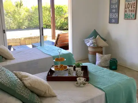 Casa en Alquiler Temporal con 3 cocheras