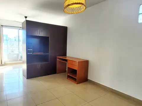Departamento en Alquiler en Villa Ortuzar, $ 570.000