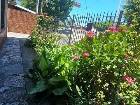 Depto Tipo Casa en Venta de 4 ambientes