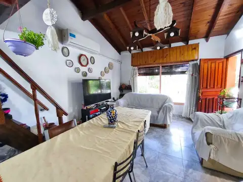 Casa 3 ambientes con 2 baños