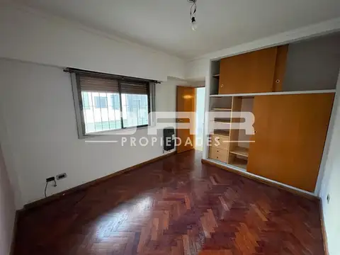 Palmar 7100, Piso 1