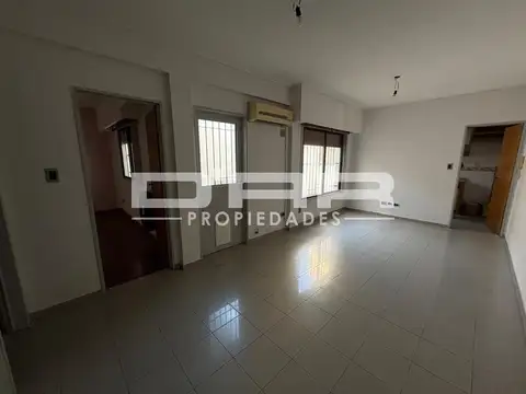 VENTA PH 2 AMBIENTES CON BALCÓN - PALMAR 7100