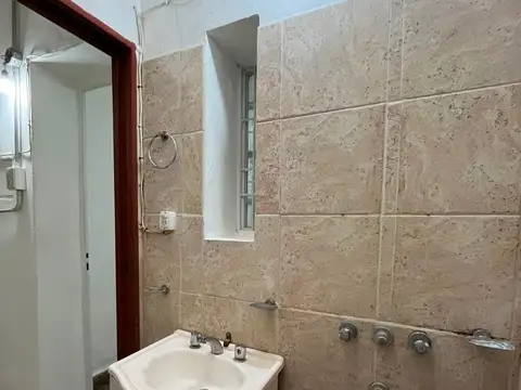 Depto Tipo Casa en Alquiler 25 años