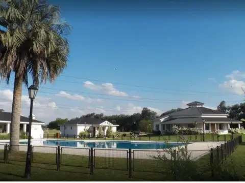 Terreno en Barrio El Sausalito, Pilar