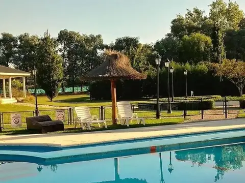 Sausalito, Pilar