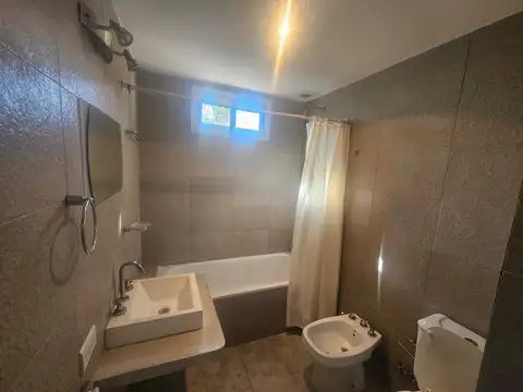 Departamento 3 ambientes con 3 baños