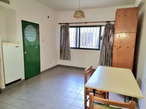 Monoambiente Económico en Planta Baja – Impuestos Incluidos – Zona Mendoza al 3200