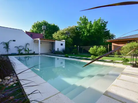 8 esquina 47, Villa Elisa 700