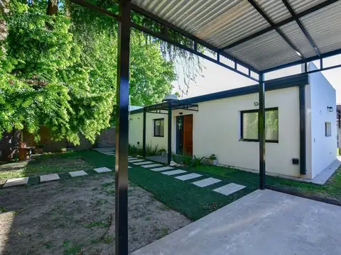 Venta de casa en Villa Elisa