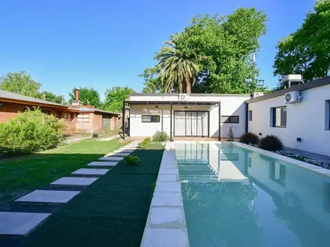 Casa 6 ambientes con 1 baño