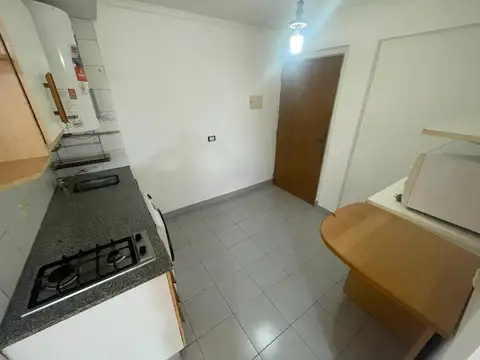 MONOAMBIENTE  EN MUY BUENA UBICACION