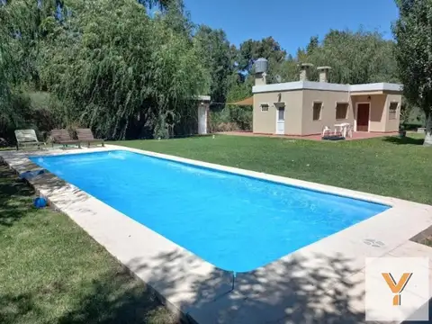 Casa quinta en venta - 3 Dormitorios 1 Baño - 1.800Mts2 - General Hornos