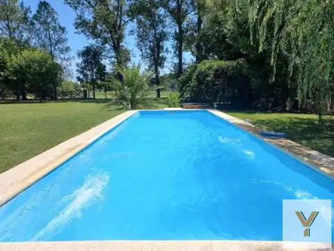 Los Eucaliptos e/ Los Abedules y Los Aromos