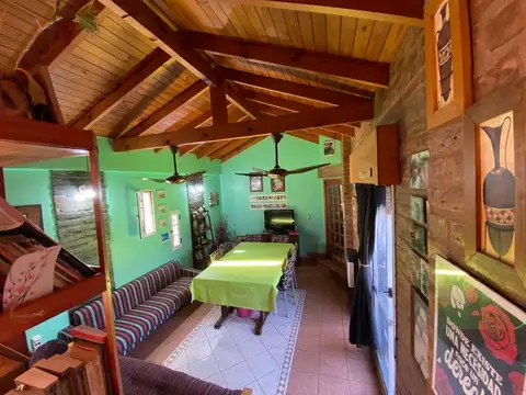 VENTA CASA 6 AMB 2 PLANTAS FCIO. VARELA 2 COCHERAS