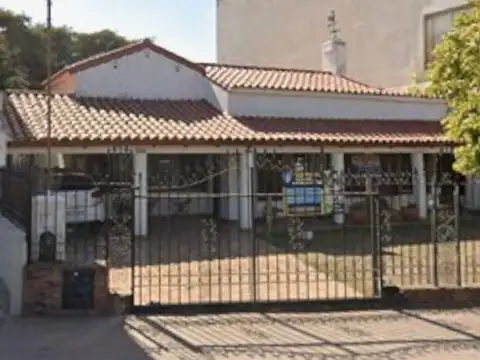 VENTA CASA EN CERRO AMPLIO TERRENO LOCAL COMERCIAL