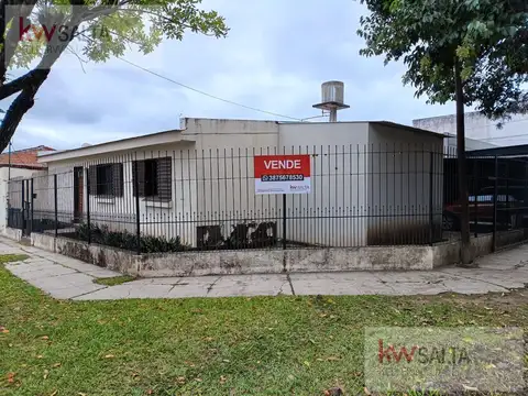 CASA EN VENTA EN TRES CERRITOS  * OPORTUNIDAD *