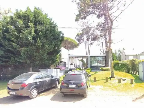 Calle 206 , Piso 1