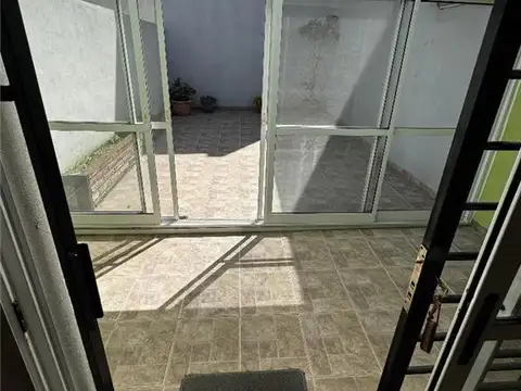 Depto Tipo Casa en Venta de 1 dormitorio