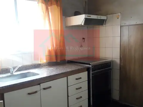 Venta casa 3 ambientes sobre la calle Jonas Salk