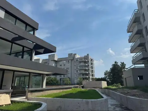 Av De Los Lagos 3100