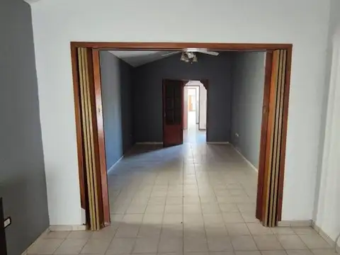 VENTA CASA EN LA CALERA - 426 M2 CUBIERTOS