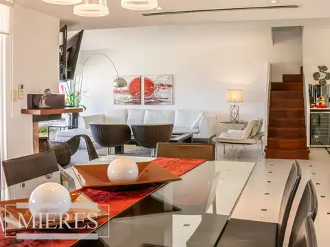 Departamento 5 ambientes con 4 baños