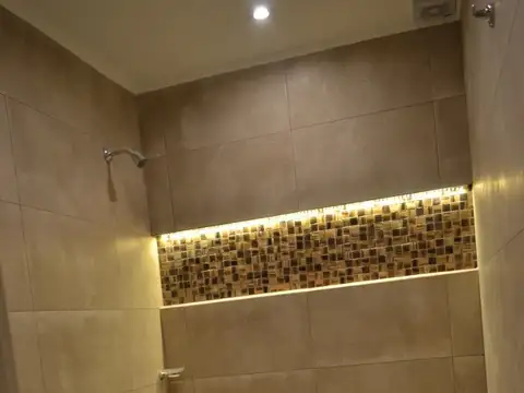 Depto Tipo Casa en Alquiler en Lanus Este, $ 800.000