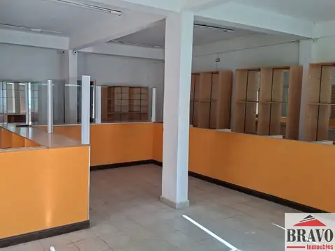 Local en Alquiler en Villa Gesell, $ 900.000